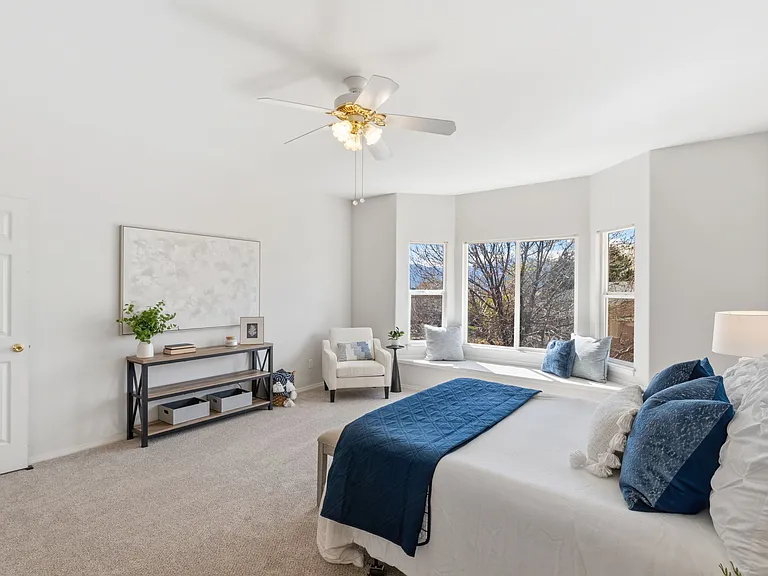 5330 Roundup Dr — Photo 16