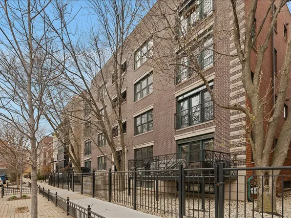 714 W Melrose St APT 4E, Chicago, IL 60657