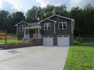 230 Andrew Dr, Clairton, PA 15025