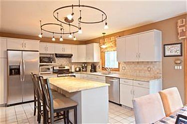 3rd image of 7587 Sugar Creek Dr