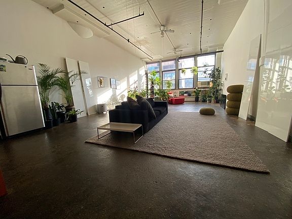 3rd image of 240 Wythe Ave #404