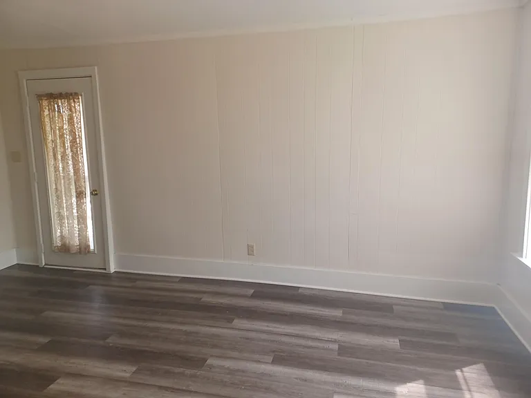 3151 Main St #B — Photo 9