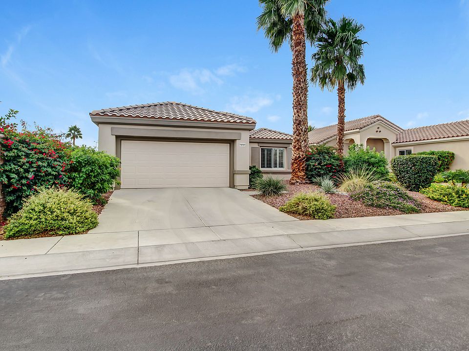 1st image of 78765 Moonstone Ln