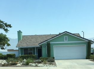 2712 W Sunny View Dr, Rialto, CA 92377