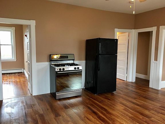 Large eat in kitchen