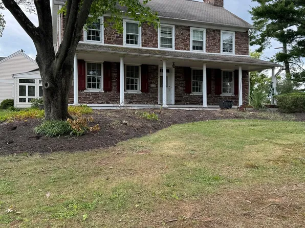 1780 Kriebel Rd, Lansdale, PA 19446