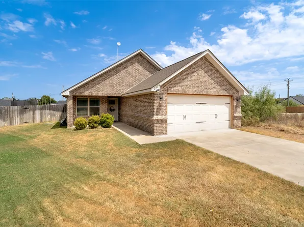 2324 Creek Dr, Granbury, TX 76048