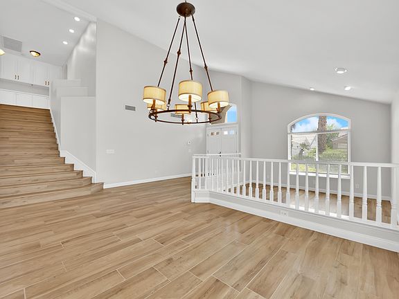 5th image of 8112 Tropic Isle Cir