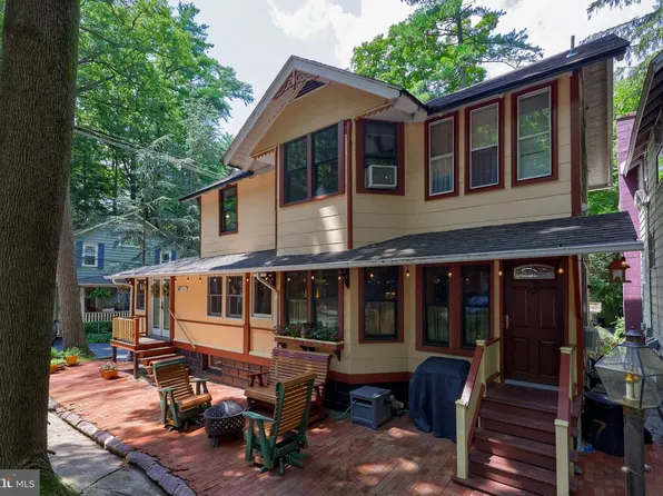 207 Dickson Ave #L-0017, Mount Gretna, PA 17064