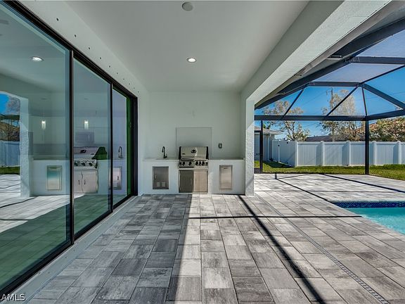 5th image of 1124 SW 42nd Terrace Cpe