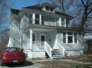 806 W Ohio St, Urbana, IL