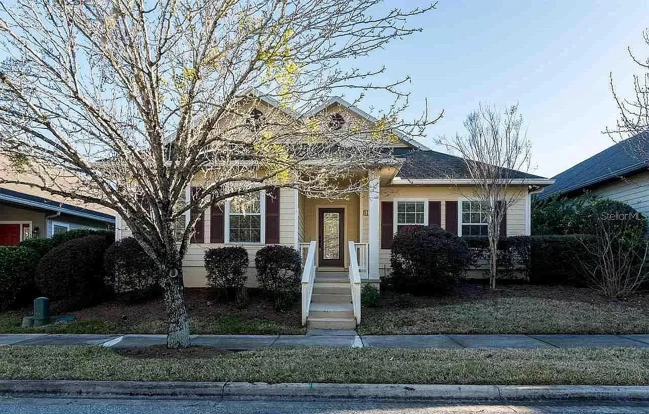 3 bed, 1966 sqft, $2,450 — Photo 1