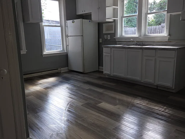 145 East Ave #1 — Photo 12