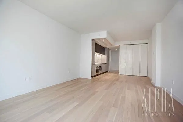 Rented by Alpha Properties NYC I LLC | media 22