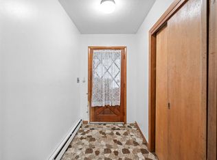 945 Stoneleigh Ave, Carmel, NY 10512