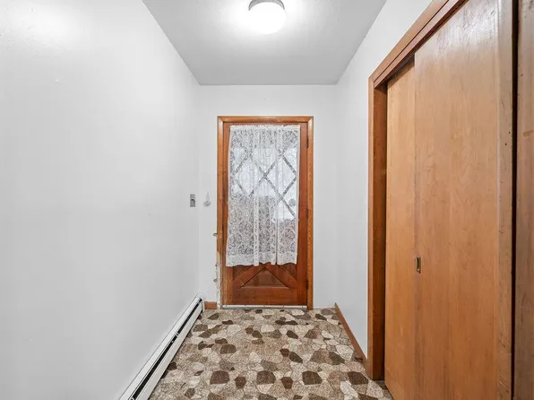 945 Stoneleigh Ave, Carmel, NY 10512