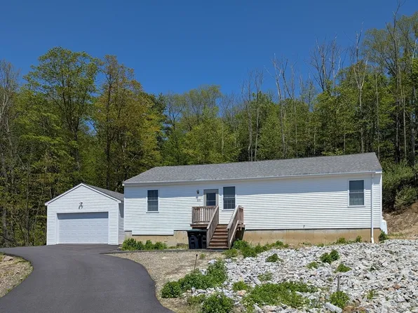 111 Highfield Dr, Southbridge, MA 01550