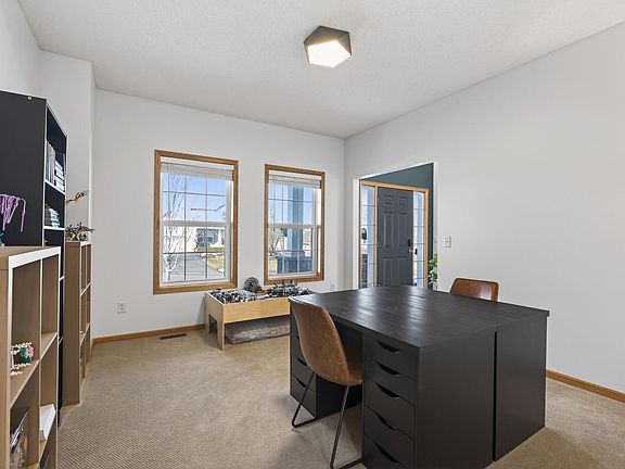 5th image of 9465 Glacier Rd