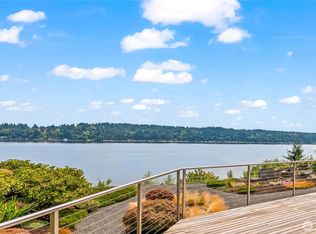 10566 SE Sedgwick Rd, Pt Orchard, WA 98366