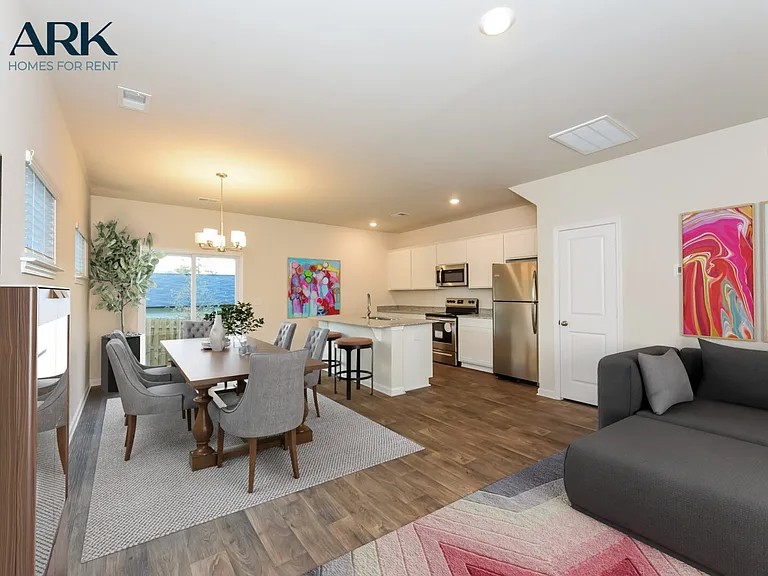 330 High Grove Way — Photo 2