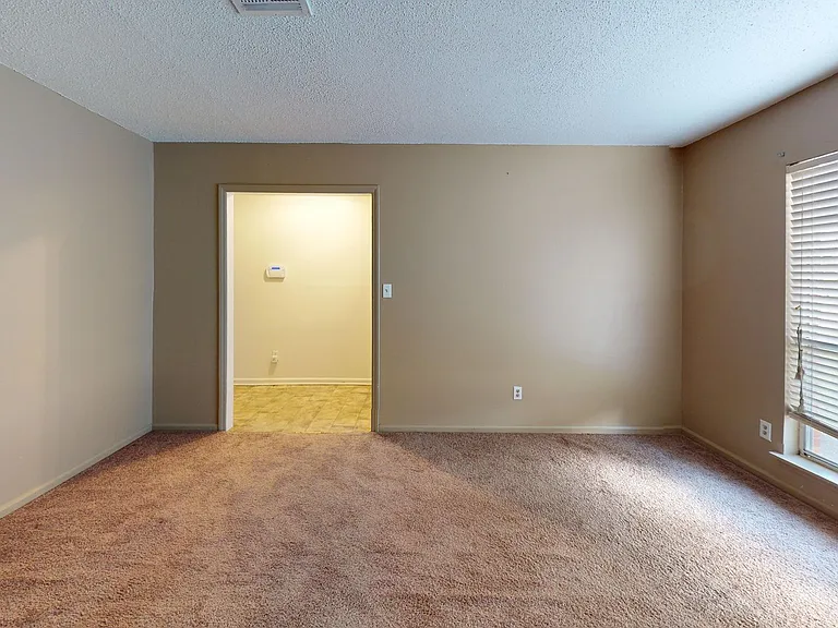 130 Graylynn Dr — Photo 15