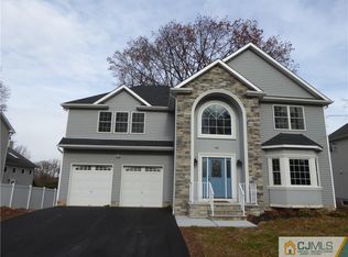 128 Normandy Rd, Colonia, NJ 07067