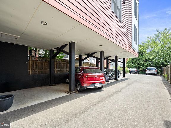 3rd image of 3577 Warder St NW APT 102