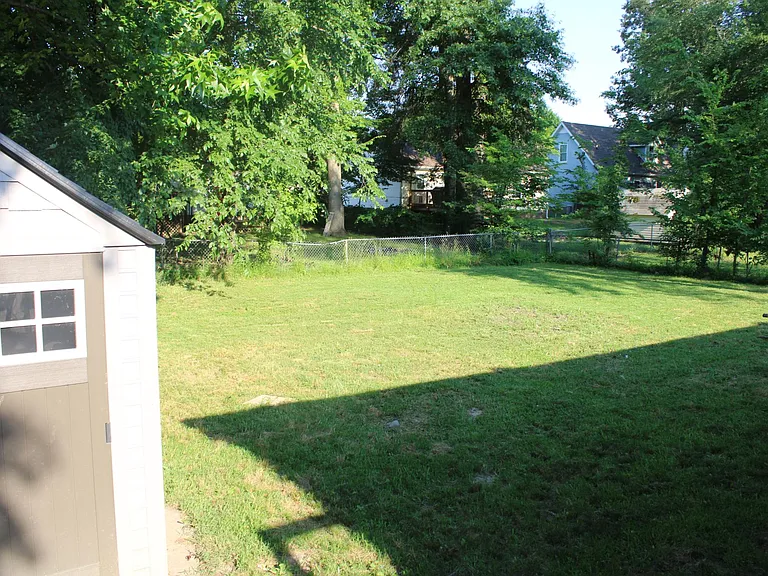 575 Bridgette Dr — Photo 8