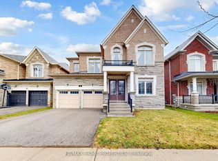 46 Scrivener Dr, Aurora, ON L4G0Y8