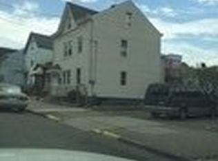 362 E 21st St, Paterson, NJ