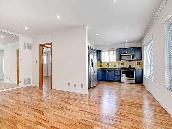 3rd image of 807 5th St APT 10