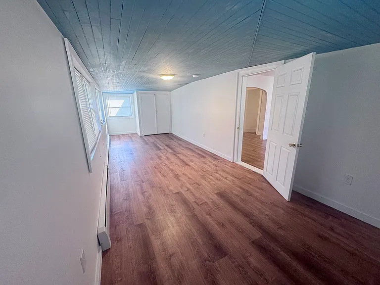 1690 Litchfield Tpke #2 — Photo 11