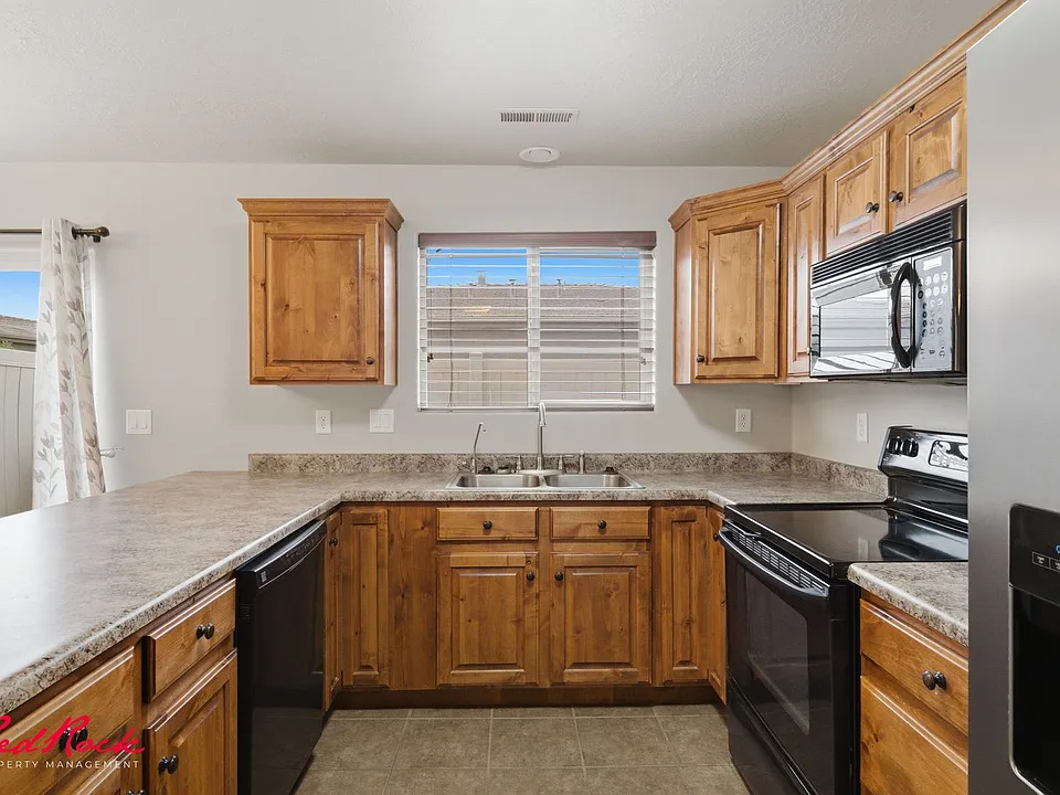 2422 S River Rd #5