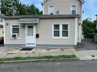 77 Lower Notch Rd, Little Falls, NJ 07424