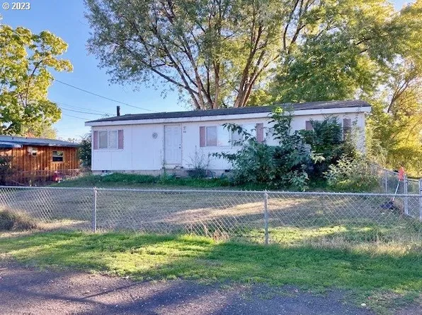 155 NW 3rd St, Pilot Rock, OR 97868