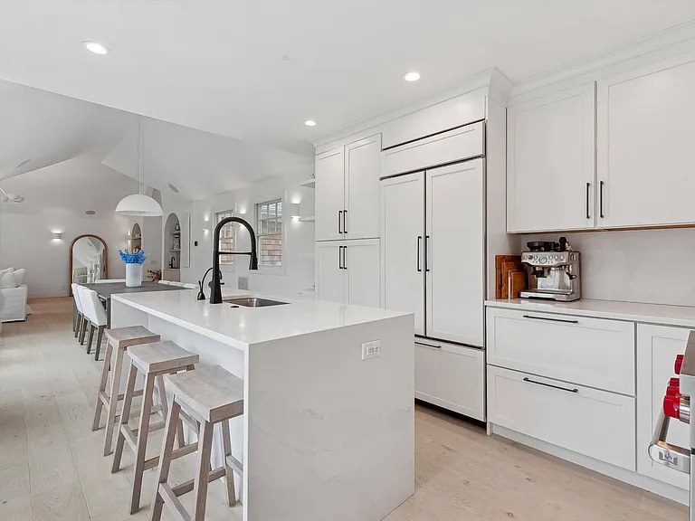 5 Dogwood Ave — Photo 8