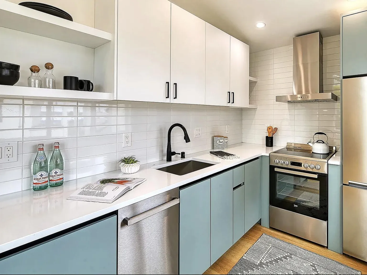 1 bed, 700 sqft, $2,250 — Photo 2