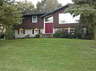 2559 Saddle Dr, Lancaster, PA 17601