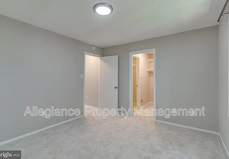 3374 Breckenridge Ct — Photo 23