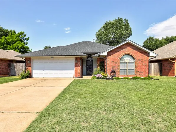 1001 Glacier Ln, Edmond, OK 73003