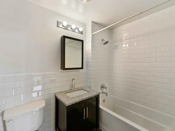 454 Manhattan Avenue image 4 of 8