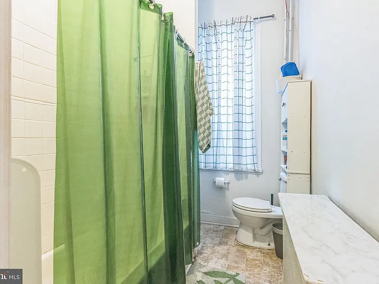 2316 Spruce St #1R — Photo 12