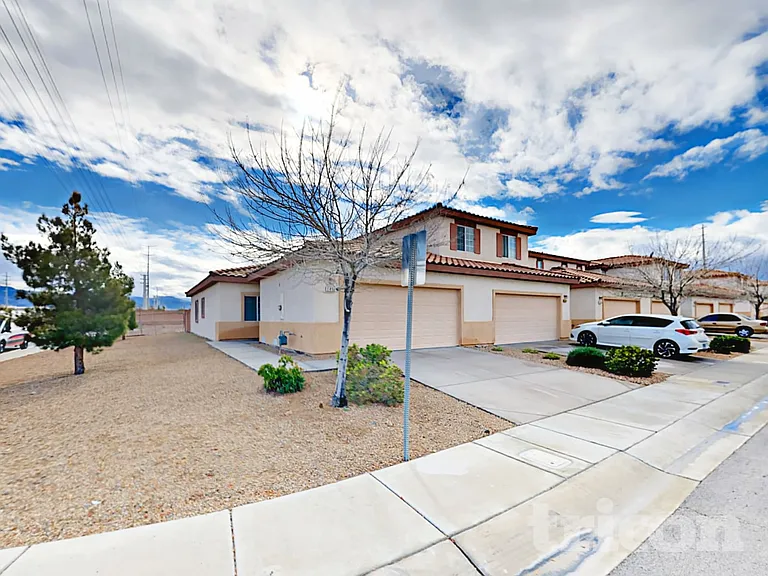 1411 Orange Jubilee Rd — Photo 1