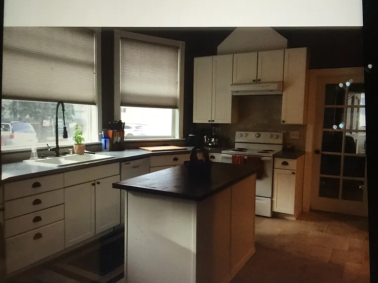 2016 W 2nd Ave #C — Photo 4