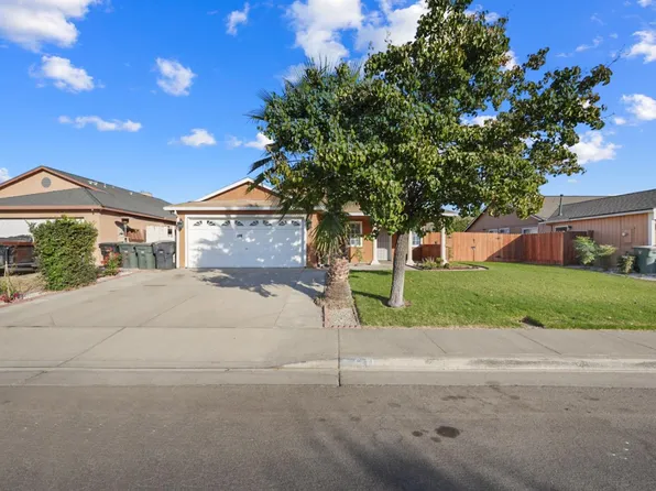 750 Briarwood Dr, Livingston, CA 95334