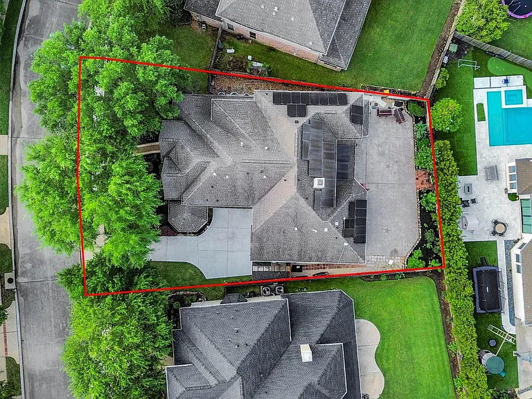 1807 Ravenel Ln — Photo 43