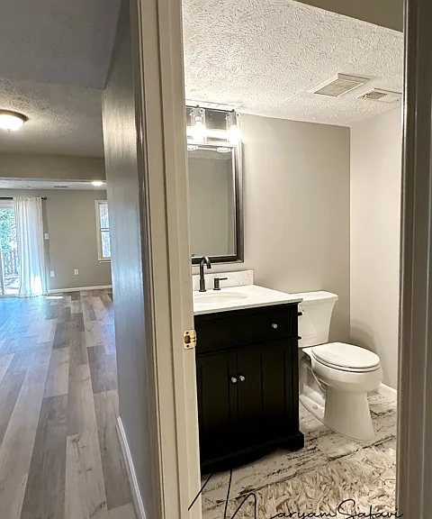 1652 Elkwood Ct — Photo 37