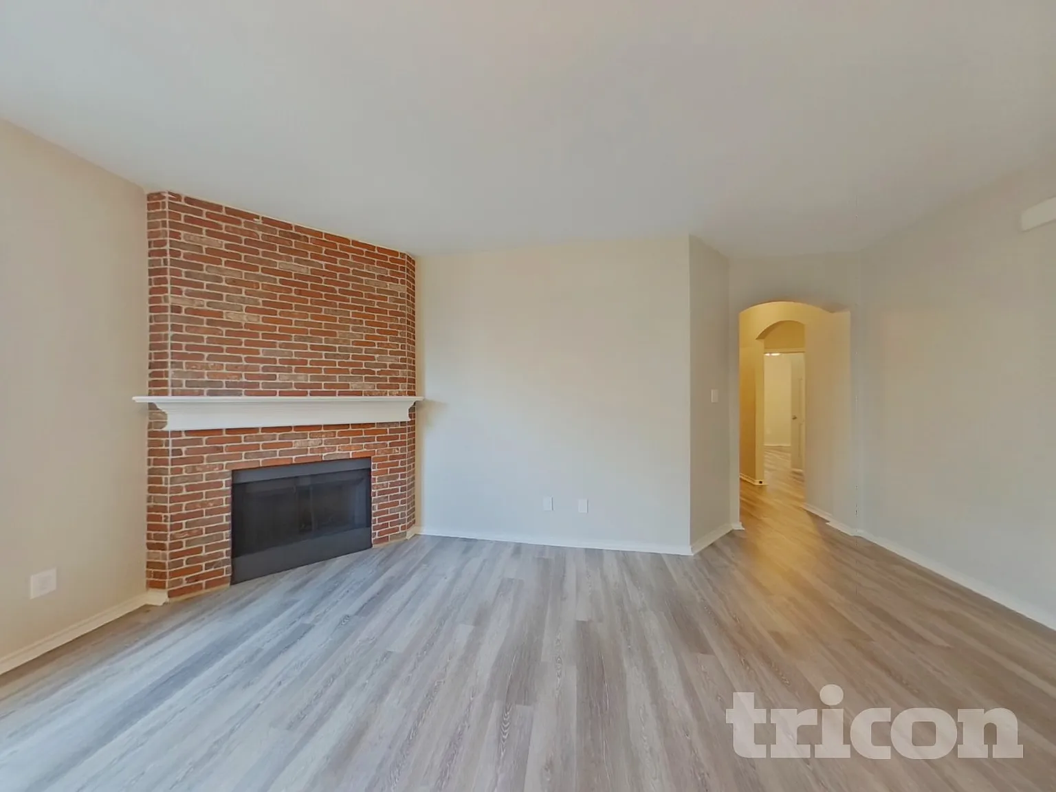 10912 Dillon Street Fort Worth TX — Photo 2