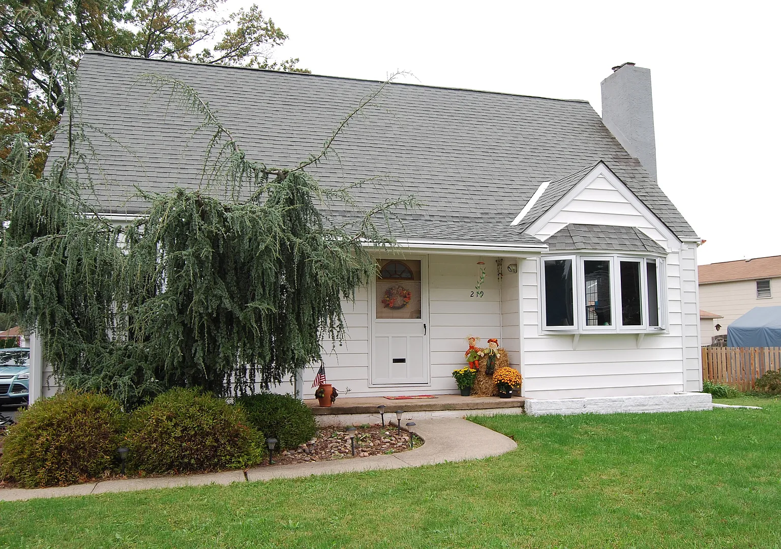 219 Lancaster Ave photo 1