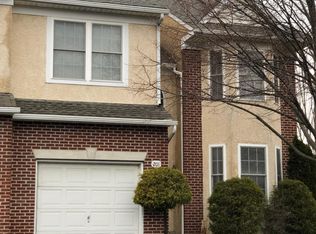 201 Bolton Ct, Ambler, PA 19002